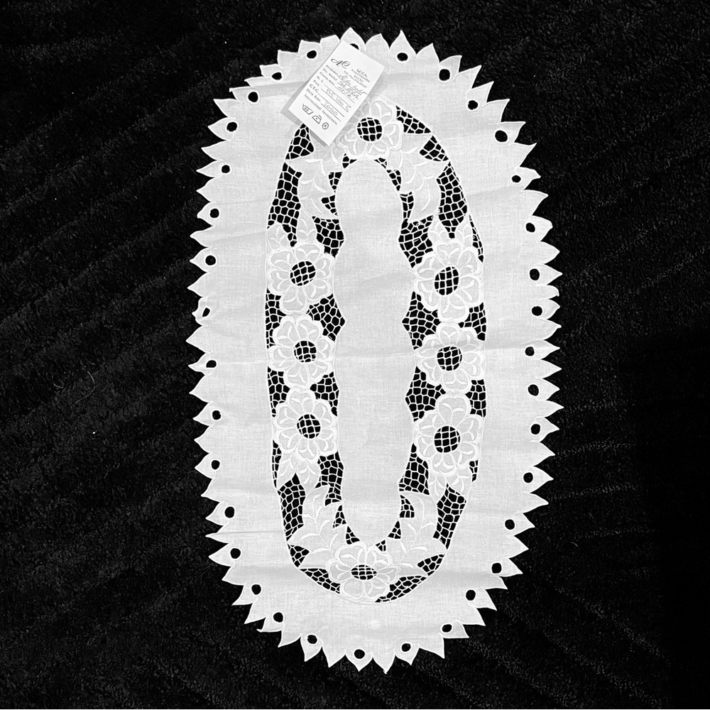 Vintage Elegant Cotton White Doily Dresser Scarf from Romania